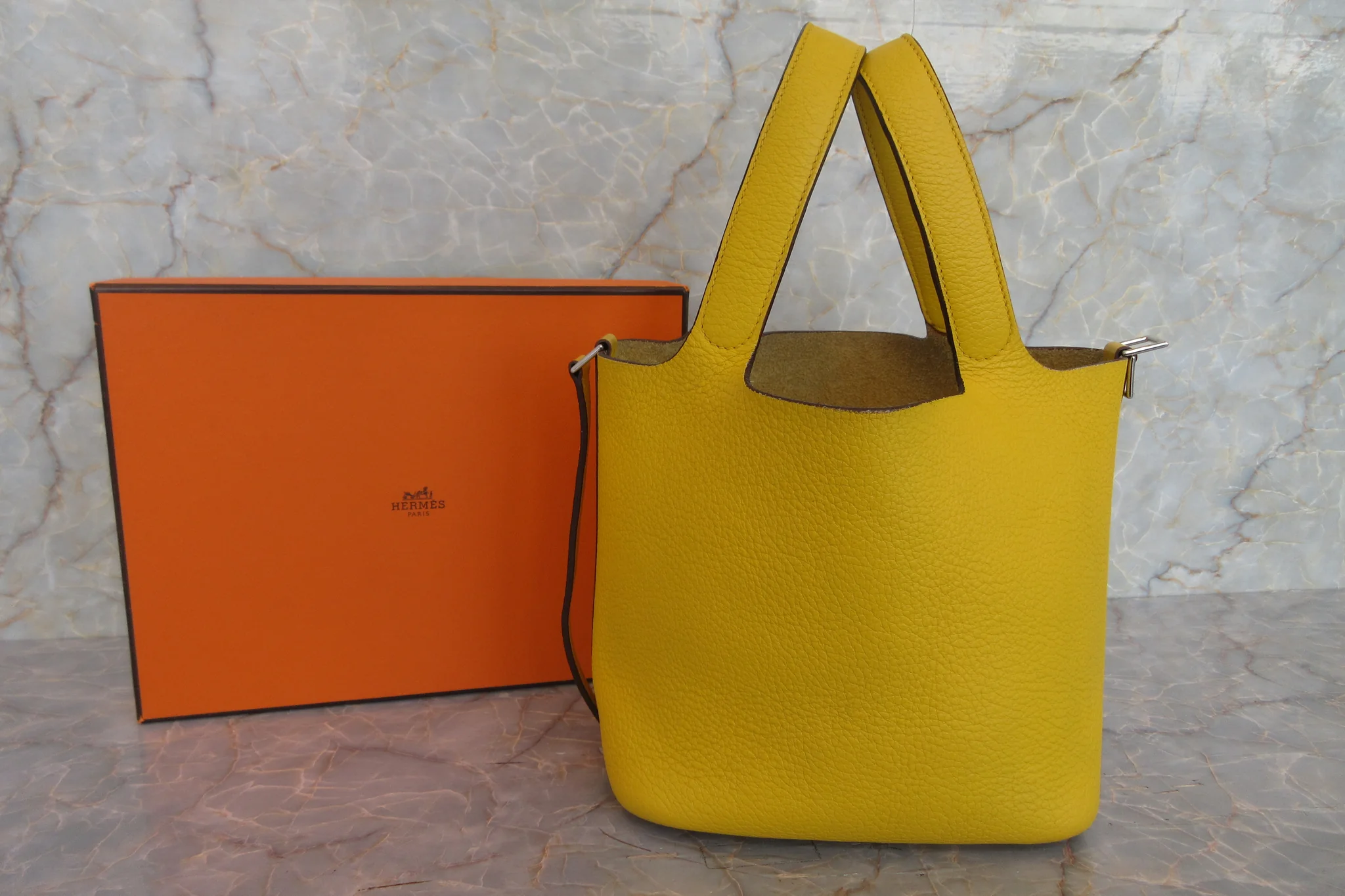 [700020149] HERMES/에르메스 피코탄 PM