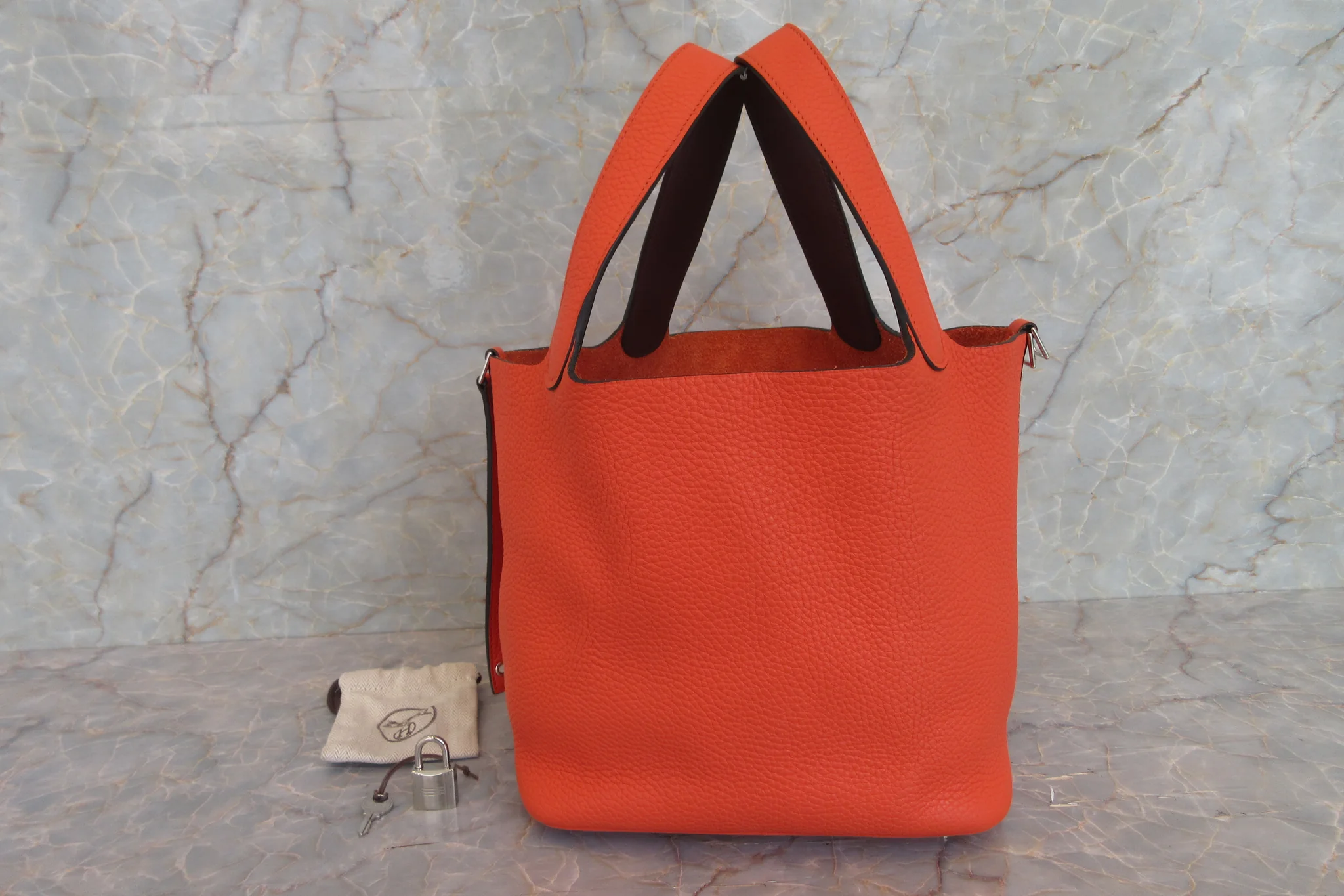 [700030196] HERMES/에르메스 피코탄락  MM